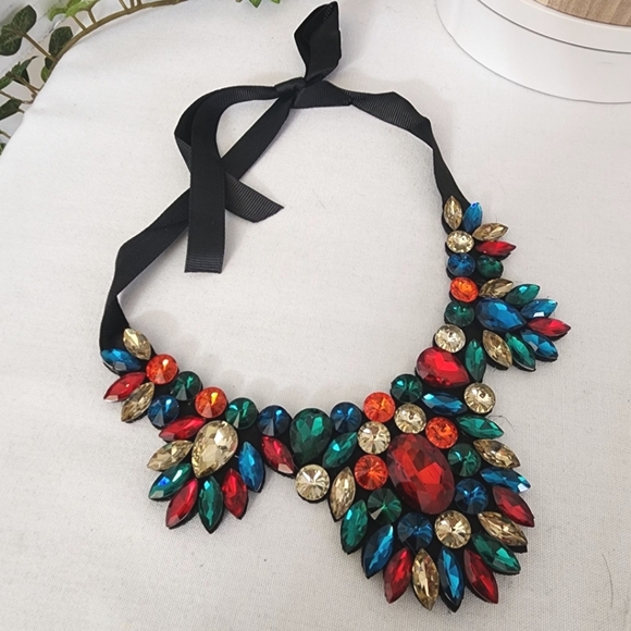 Multi Color Crystal Tie Ribbon Necklace Non Metal - Picture 3 of 8